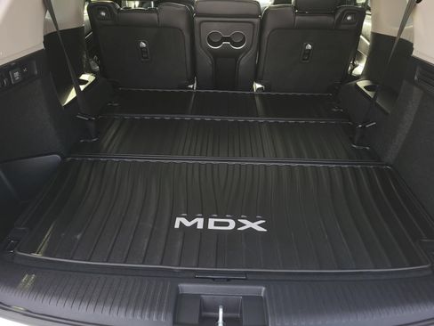 Used 2025 Acura MDX FWD w/ Technology Package image 11
