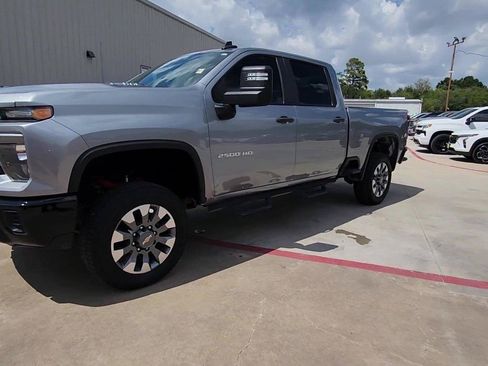 Certified 2025 Chevrolet Silverado 2500 Custom w/ Custom Value Package AWD/4WD image 4