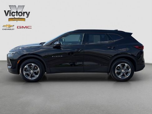 Used 2024 Chevrolet Blazer LT w/ Convenience Package FWD image 3