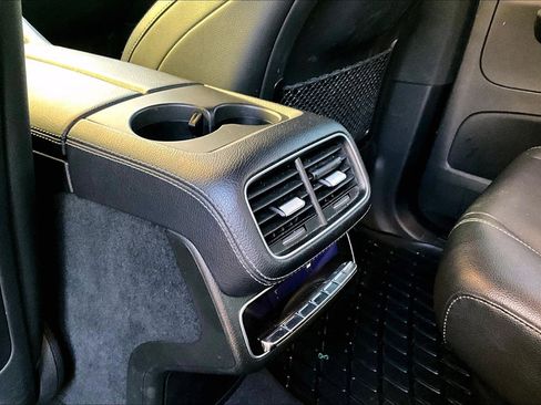 Used 2021 Mercedes-Benz GLS 450 4MATIC image 34