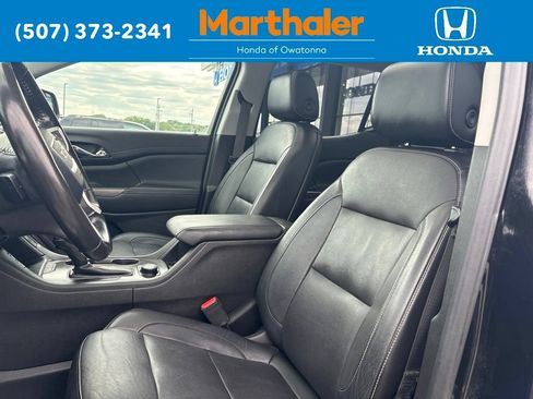 Used 2019 GMC Acadia SLT w/ Black Edition AWD/4WD image 10