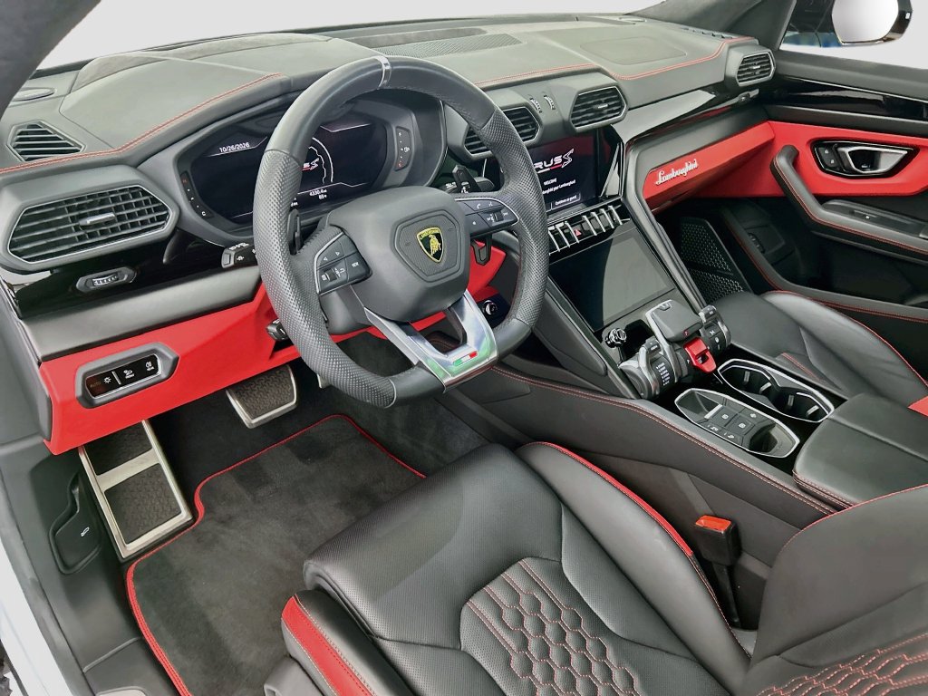 Used 2023 Lamborghini Urus S AWD/4WD image 9
