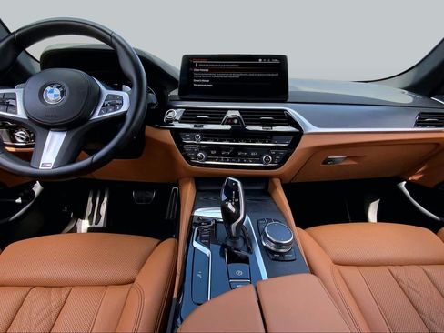 Used 2023 BMW 540i w/ M Sport Package RWD image 15