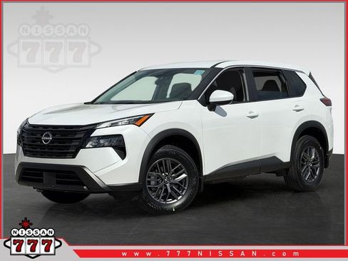 New 2026 Nissan Rogue SV FWD image 1