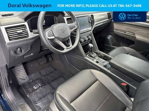 Certified 2022 Volkswagen Atlas SE w/ Black Wheel Package image 13