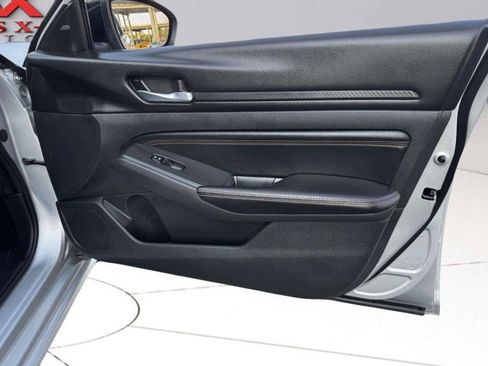 Used 2021 Nissan Altima 2.5 SR image 49