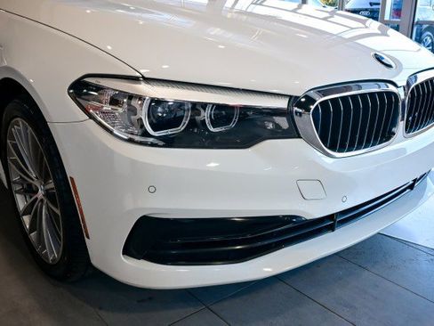 Used 2020 BMW 530i w/ Convenience Package image 10