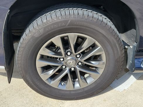 Used 2019 Lexus GX 460 Premium AWD/4WD image 8