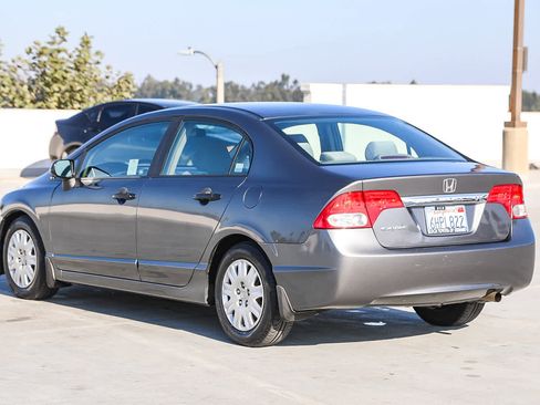 Used 2009 Honda Civic DX-VP image 7