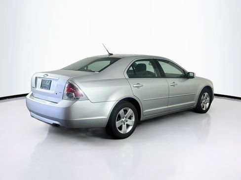 Used 2009 Ford Fusion SE FWD image 9