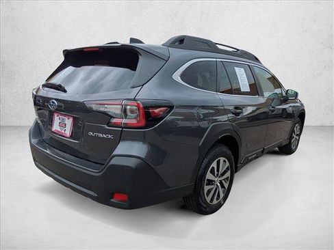 Used 2025 Subaru Outback Premium AWD/4WD image 5