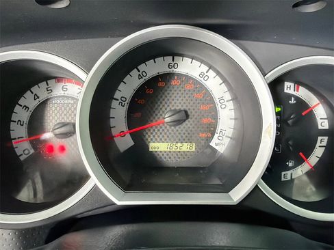 Used 2013 Toyota Tacoma 4x4 Double Cab image 26