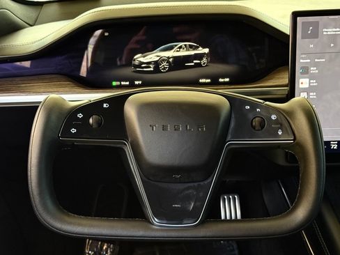 Used 2022 Tesla Model S AWD/4WD image 21