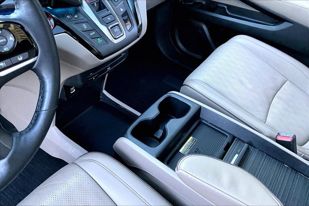 Used 2024 Honda Odyssey Elite image 15