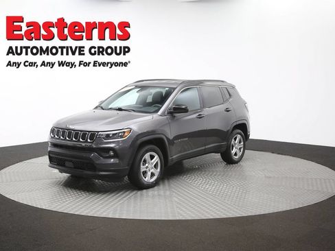 Used 2024 Jeep Compass Latitude AWD/4WD image 54