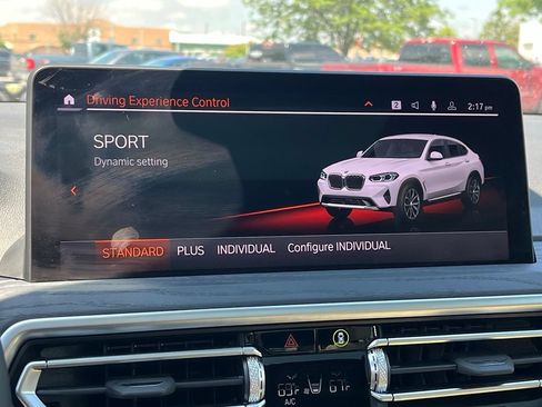 Used 2025 BMW X4 xDrive30i w/ Premium Package AWD/4WD image 77