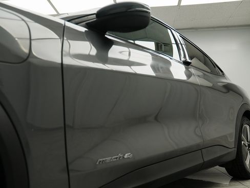 Used 2021 Ford Mustang Mach-E Select w/ Comfort/Appearance Package image 15