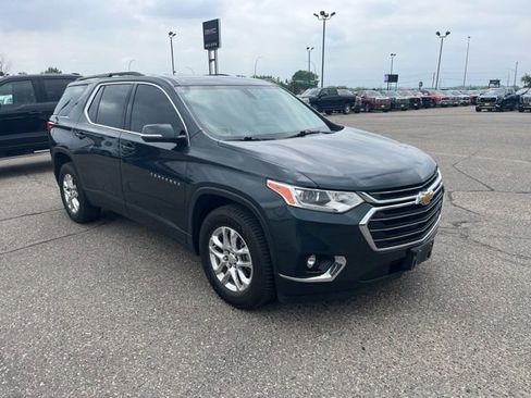 Used 2019 Chevrolet Traverse LT AWD/4WD image 3