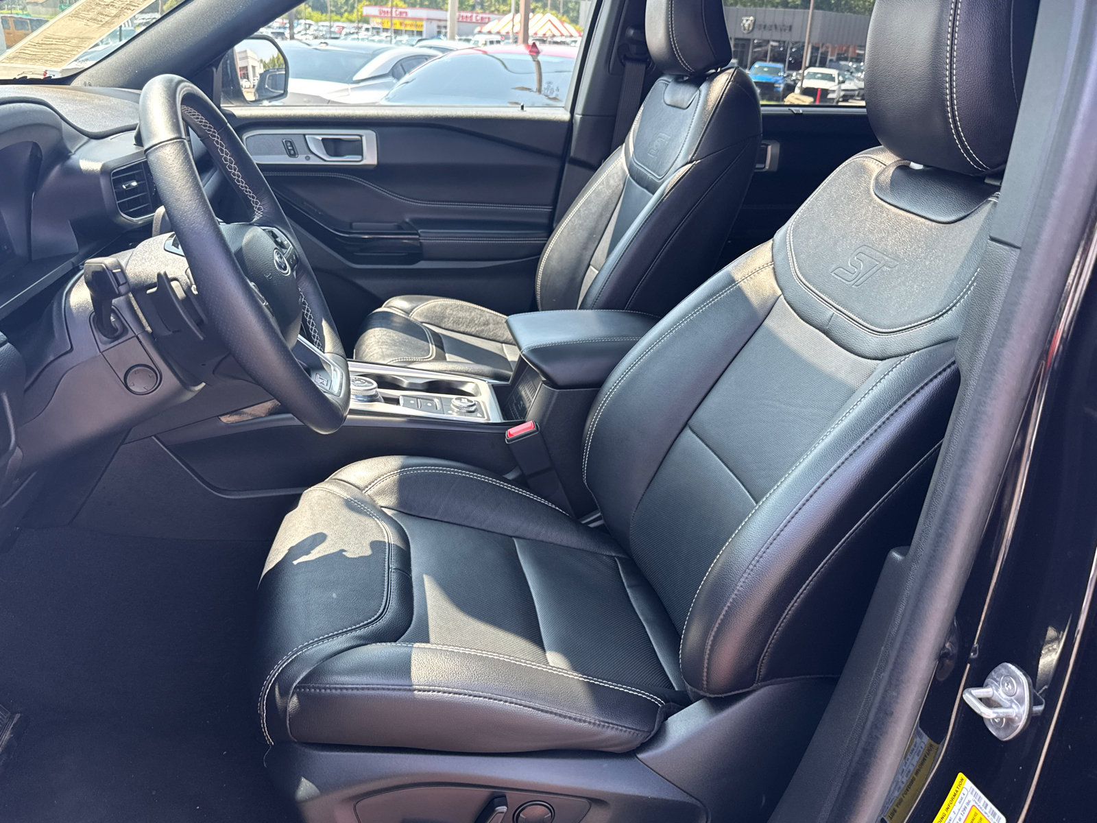 Used 2023 Ford Explorer ST w/ Equipment Group 401A AWD/4WD image 11