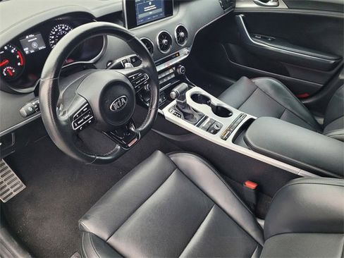 Used 2021 Kia Stinger GT image 8