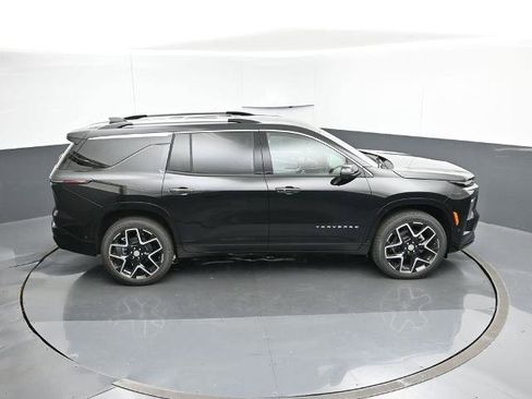 New 2026 Chevrolet Traverse High Country w/ LPO, Floor Liner Package image 22