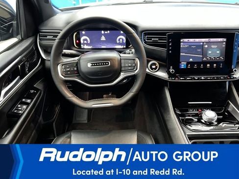 Used 2024 Jeep Wagoneer 4WD w/ HD Trailer Tow Package image 13