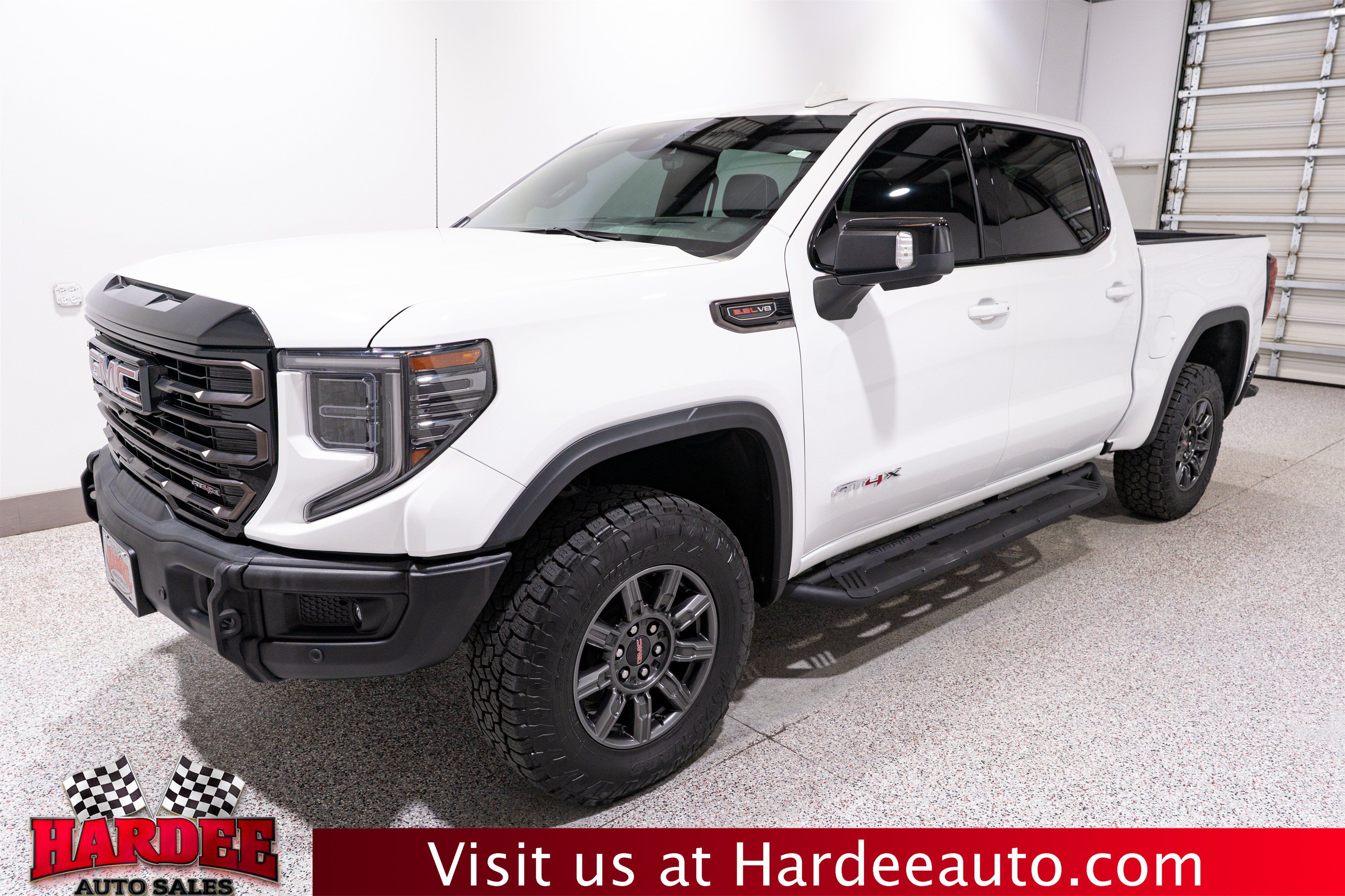 Used 2024 GMC Sierra 1500 AT4X AWD/4WD image 2
