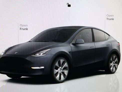 Used 2023 Tesla Model Y Long Range image 21