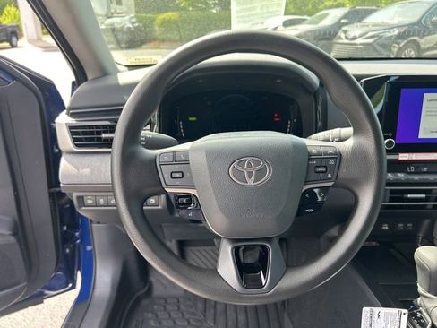 New 2026 Toyota Camry LE AWD/4WD image 17