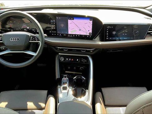 Used 2025 Audi Q5 Prestige AWD/4WD image 15