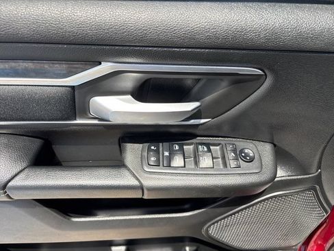 Used 2019 RAM 1500 Big Horn RWD image 15