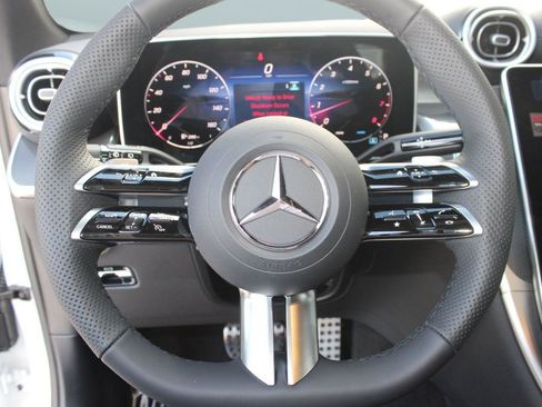 Used 2026 Mercedes-Benz GLC 300 4MATIC image 18