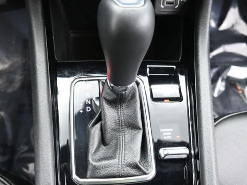 Used 2024 Jeep Compass Limited image 20