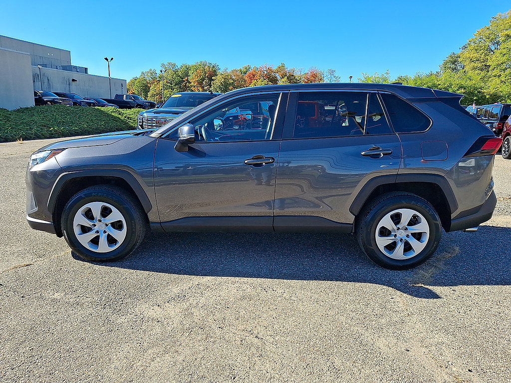 Used 2025 Toyota RAV4 LE AWD/4WD image 42