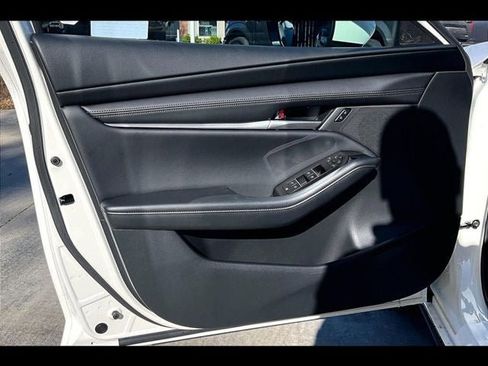 New 2026 MAZDA MAZDA3 2.5 S Sedan w/ Preferred Pkg image 59