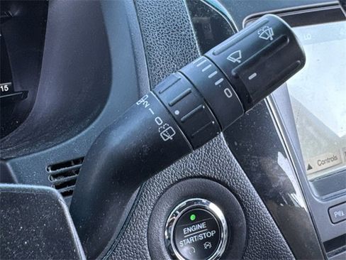 Used 2017 Ford Explorer XLT w/ Equipment Group 202A image 22