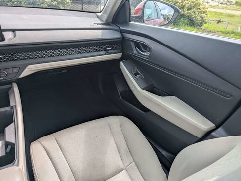 Used 2024 Honda Accord EX image 15