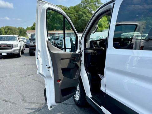 Used 2021 Ford Transit 150 XL RWD image 12