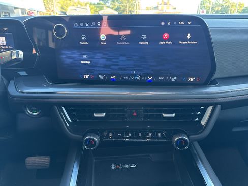 Used 2025 Chevrolet Tahoe RST w/ RST Capability Package AWD/4WD image 13