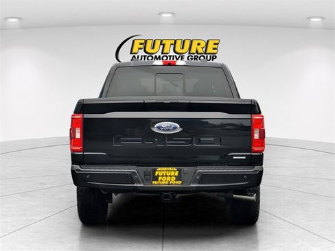Certified 2022 Ford F150 XLT w/ Equipment Group 302A High image 5