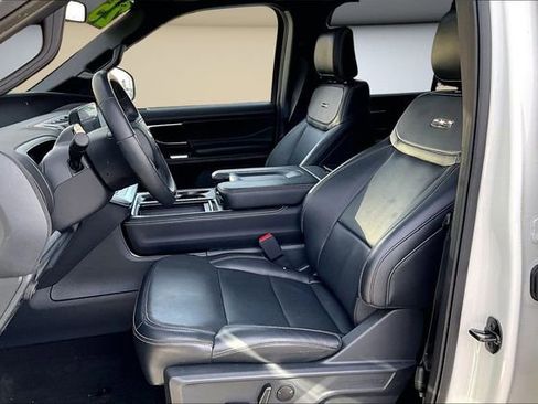 Used 2025 Ford Expedition Max Platinum w/ Stealth Performance Package image 20