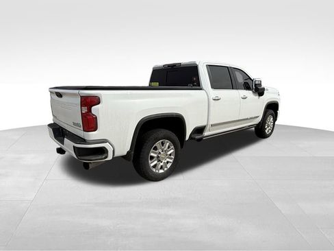Used 2024 Chevrolet Silverado 2500 High Country w/ High Country Premium Package image 4