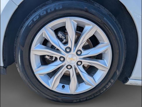 Used 2024 Chevrolet Malibu LT FWD image 25