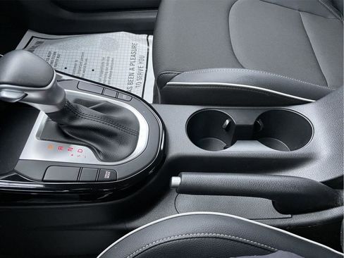 Used 2023 Kia Forte GT-Line image 29