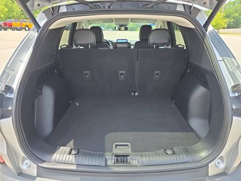 Certified 2022 Ford Escape Titanium AWD/4WD image 8