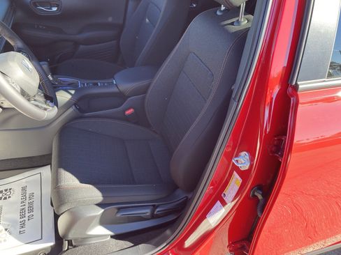 New 2026 Honda HR-V Sport image 32