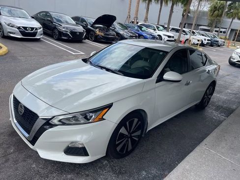 Used 2022 Nissan Altima 2.5 SV image 8