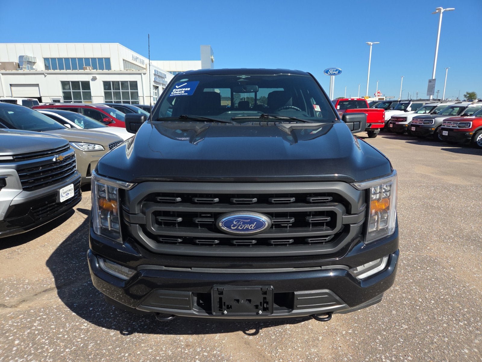 Used 2023 Ford F150 XLT AWD/4WD image 11