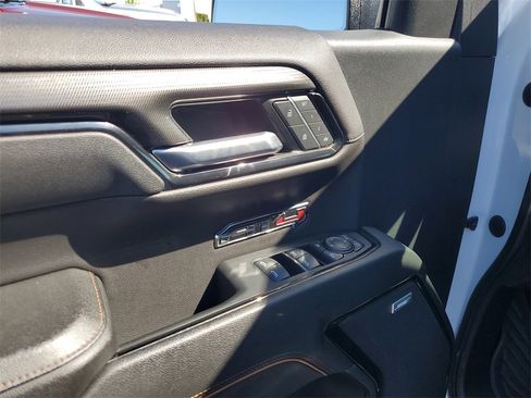 Used 2023 GMC Sierra 1500 AT4 w/ AT4 Premium Package image 20