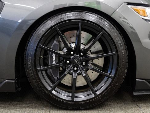 Used 2017 Ford Mustang Shelby GT350 RWD image 22